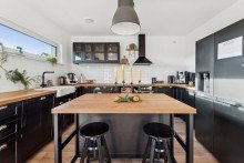K�che Hochwertiges Einfamilienhaus mit Feldblick - moderne Technik & familienfreundliche Lage in Ummern.