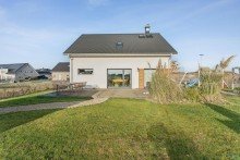 Garten Hochwertiges Einfamilienhaus mit Feldblick - moderne Technik & familienfreundliche Lage in Ummern.