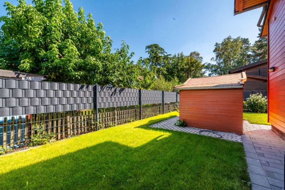 Garten Doppelhaush�lfte Isenb�ttel