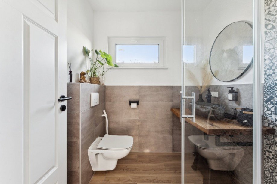 G�ste-WC Haus Ummern