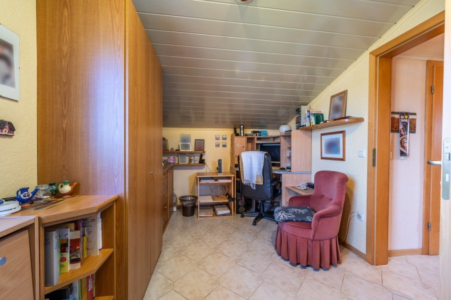 Schlafzimmer Doppelhaush�lfte Isenb�ttel