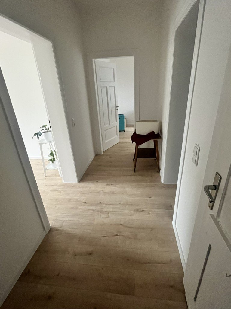 1. OG rechts Braunschweig Renditeobjekt Kapitalanlage in Top-Lage von Braunschweig: Gepflegtes Mehrfamilienhaus mit 8 Wohneinheiten