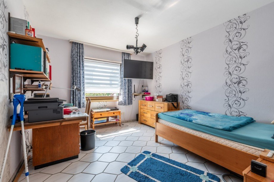 Schlafzimmer Einfamilienhaus R�hen