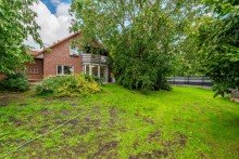 Garten Kapitalanlage mit Potenzial, moderne Wohn- und Gewerbeeinheit in Wesendorf.