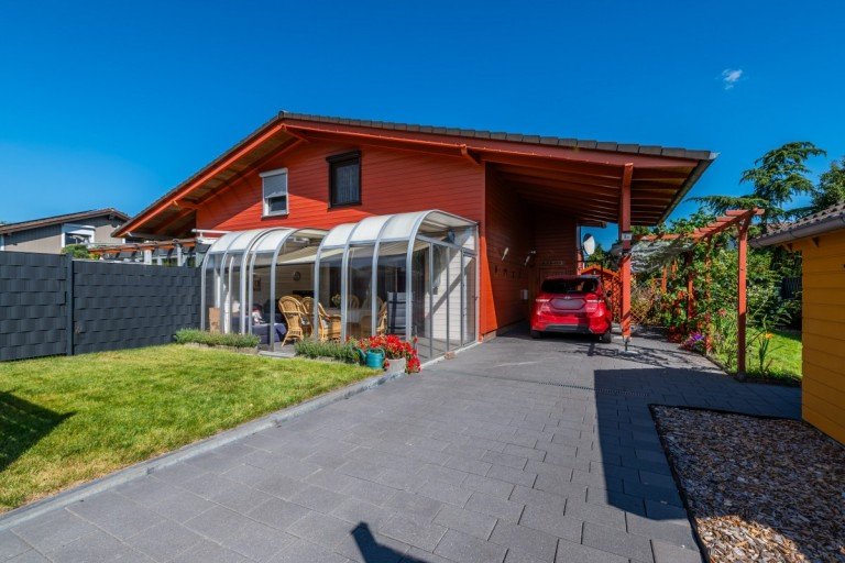 Hausansicht Isenb�ttel Doppelhaush�lfte Licht, Lage, Lebensqualit�t: Doppelhaush�lfte mit toller Ausstattung am Tankumsee.