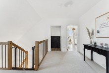 Flur Hochwertiges Einfamilienhaus mit Feldblick - moderne Technik & familienfreundliche Lage in Ummern.