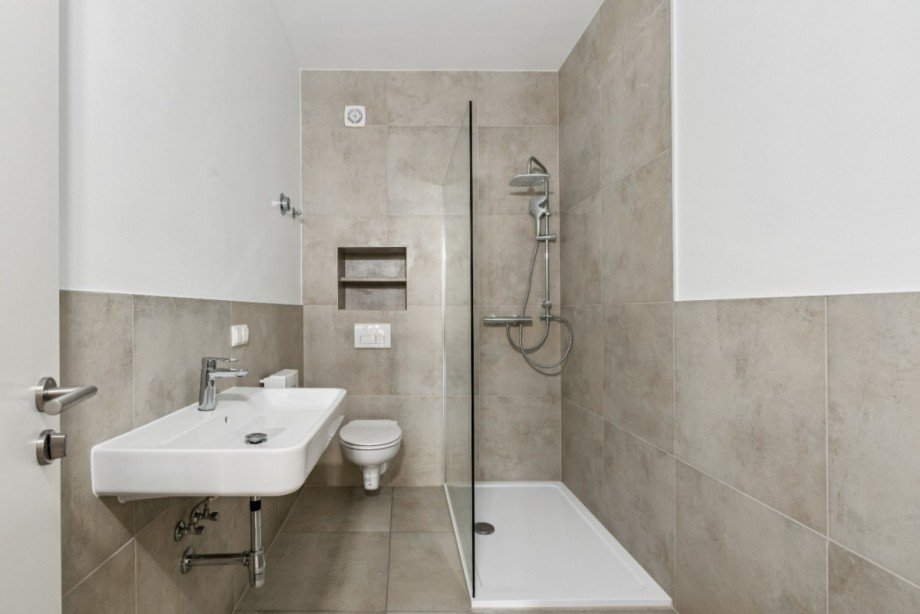 Badezimmer Whg. 3 Mehrfamilienhaus Braunschweig