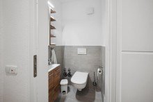 G�ste-WC Charmante Erdgeschosswohnung mit Garten und lichtdurchfluteten R�umen.